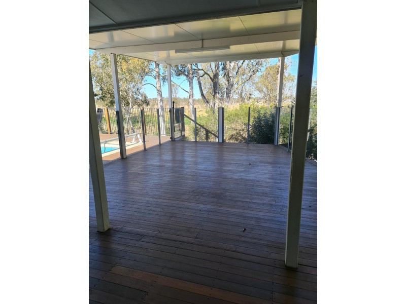 86 South Queensborough Parade, Karalee QLD 4306