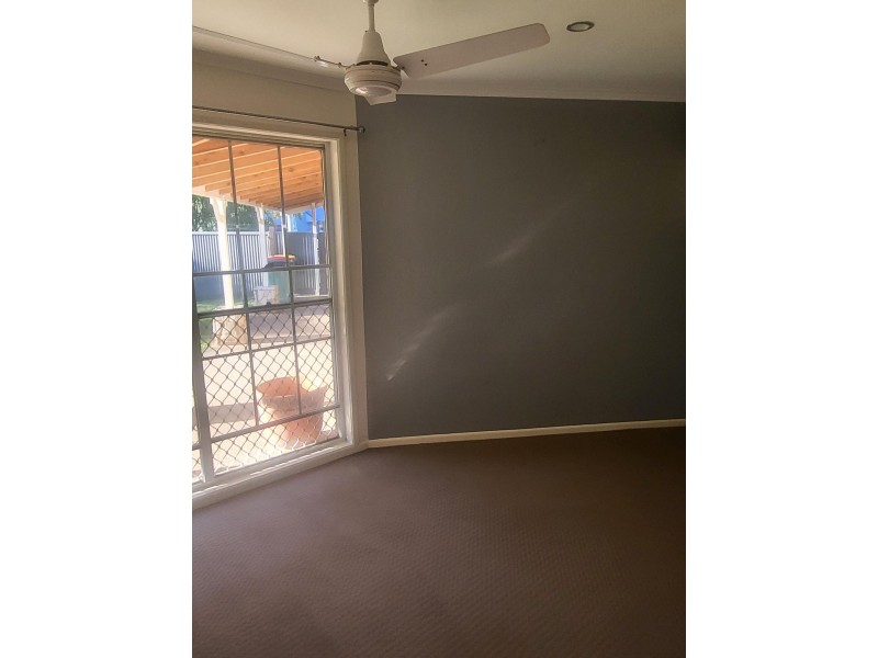 16 Stormbridge Court, Daisy Hill QLD 4127