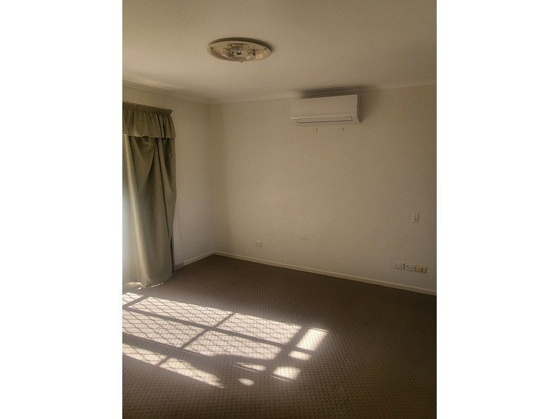 16 Stormbridge Court, Daisy Hill QLD 4127