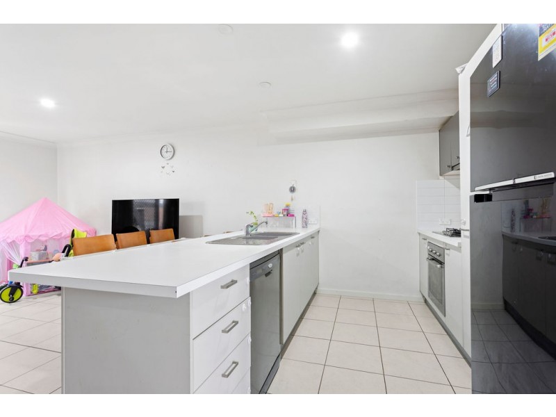 4/108 Cemetery Road, Raceview QLD 4305
