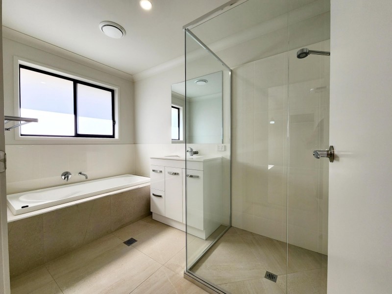 4 Wilfred Street, Walloon QLD 4306