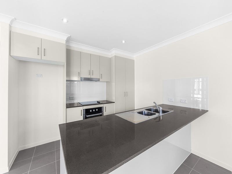 11/3 Broadleaf Parade, Redbank QLD 4301