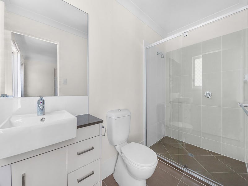 11/3 Broadleaf Parade, Redbank QLD 4301