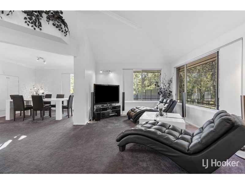 33 Bradfield Drive, Brassall QLD 4305