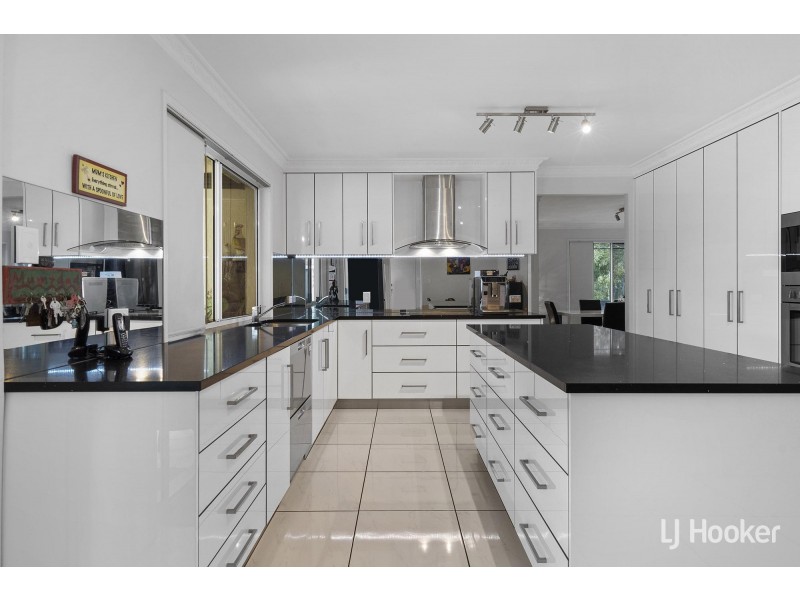 33 Bradfield Drive, Brassall QLD 4305