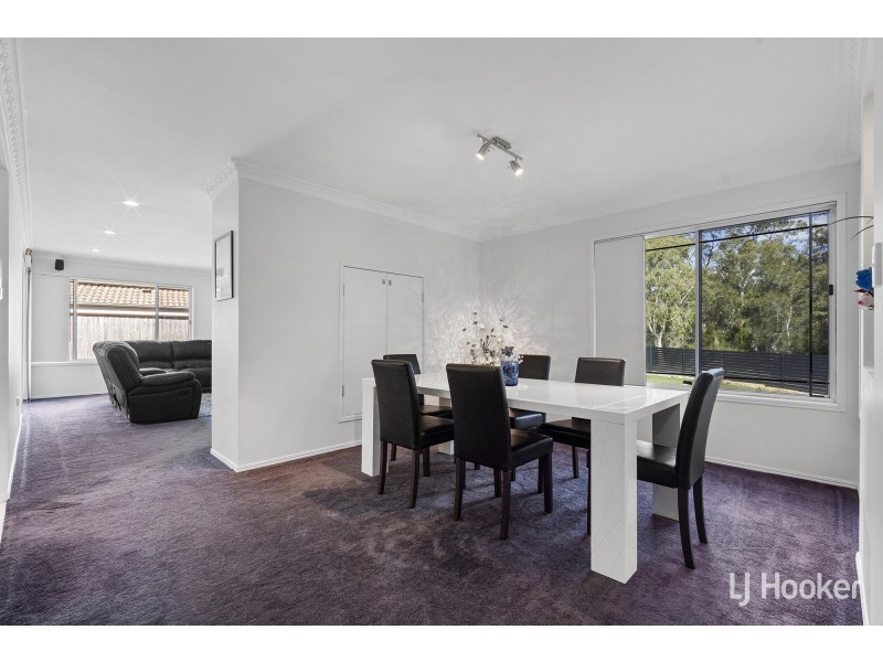 33 Bradfield Drive, Brassall QLD 4305
