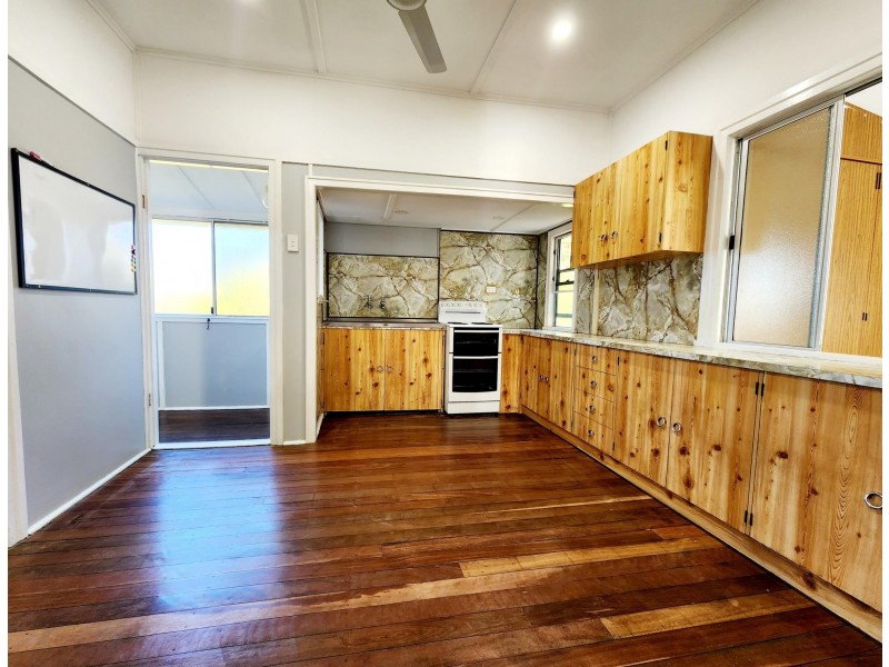 3 Pull Street, North Ipswich QLD 4305