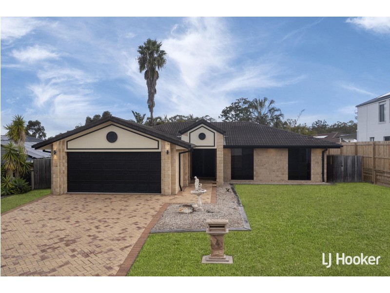 4 Sandhurst Place, Brassall QLD 4305