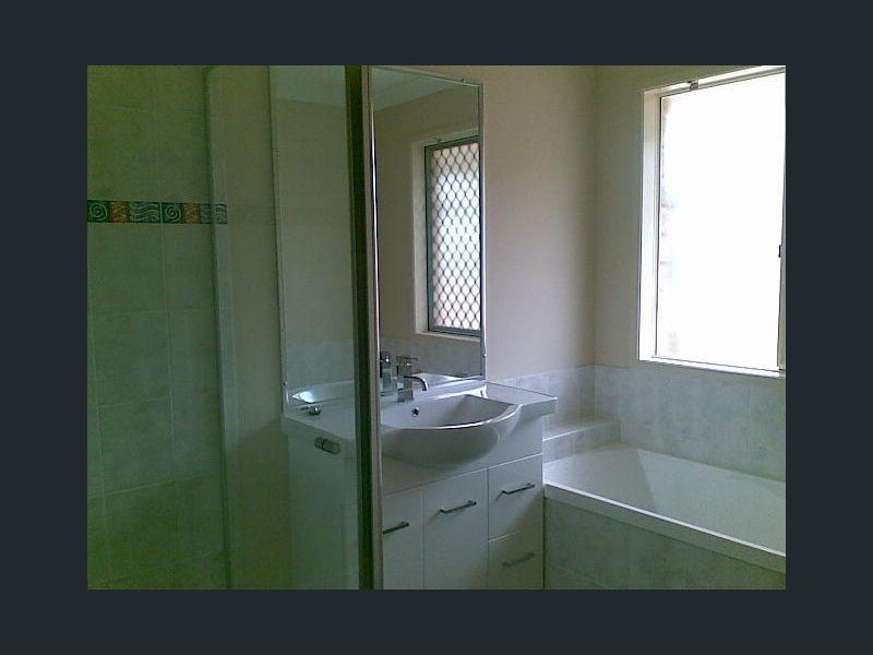 16 Brentwood Court, Fernvale QLD 4306