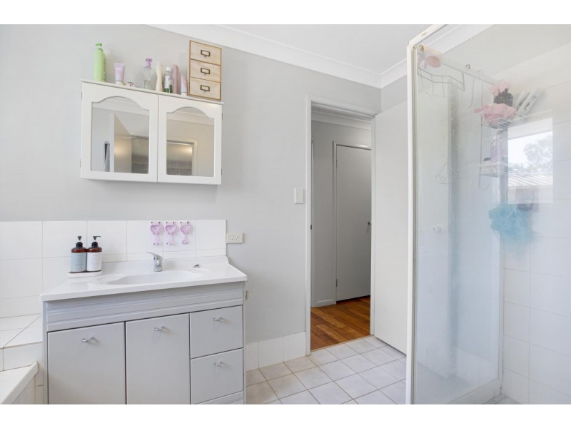 119 Banks Creek Road, Fernvale QLD 4306