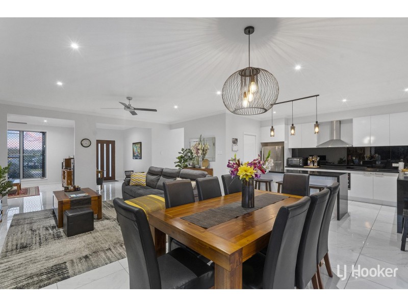 26 Stanton Cross Drive, Karalee QLD 4306