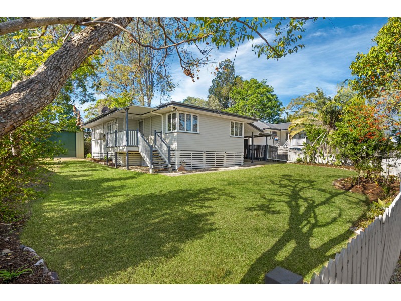 39 Maenporth Street, Leichhardt QLD 4305