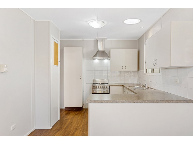 39 Maenporth Street, Leichhardt QLD 4305