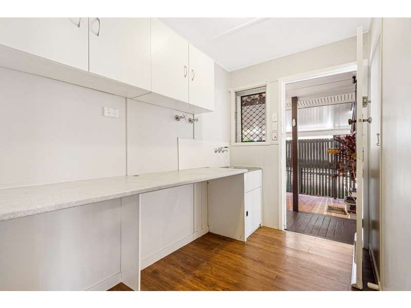 39 Maenporth Street, Leichhardt QLD 4305