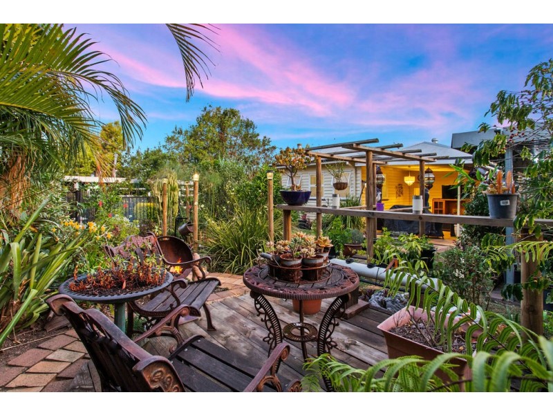 34 Rex Street, Eastern Heights QLD 4305