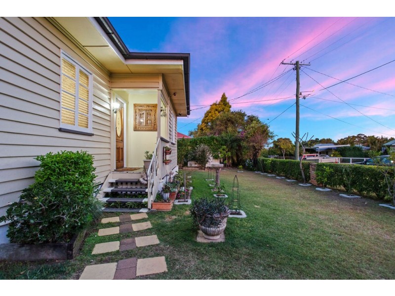 34 Rex Street, Eastern Heights QLD 4305