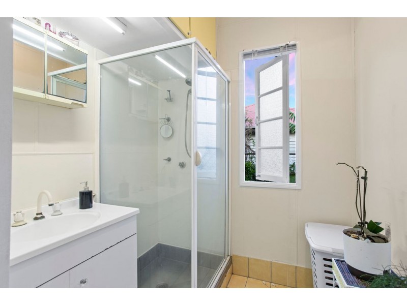 34 Rex Street, Eastern Heights QLD 4305