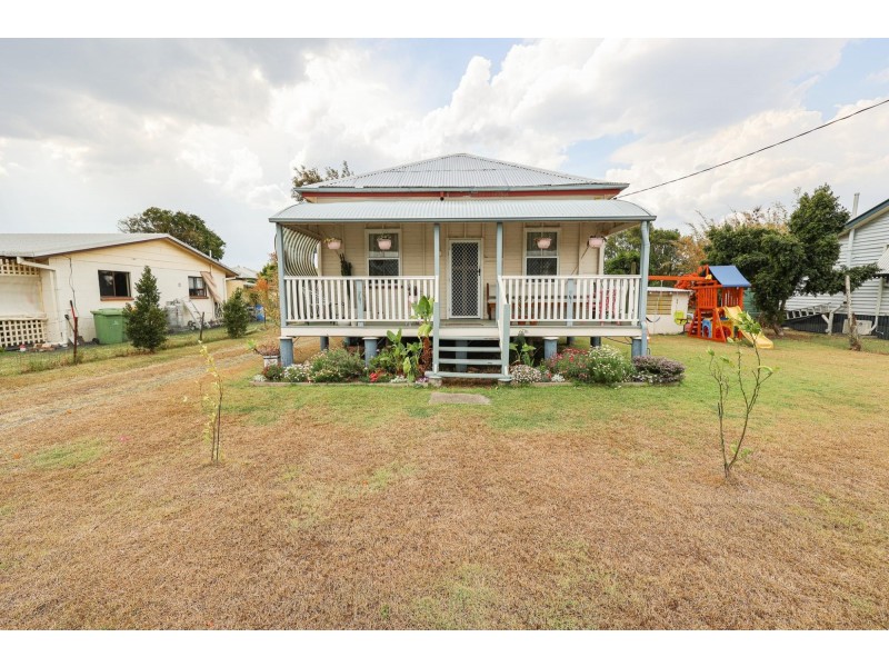 13 Don Street, Lowood QLD 4311