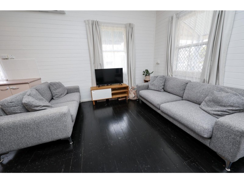 13 Don Street, Lowood QLD 4311