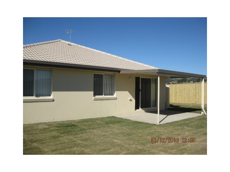 12 Peregrine Street, Lowood QLD 4311