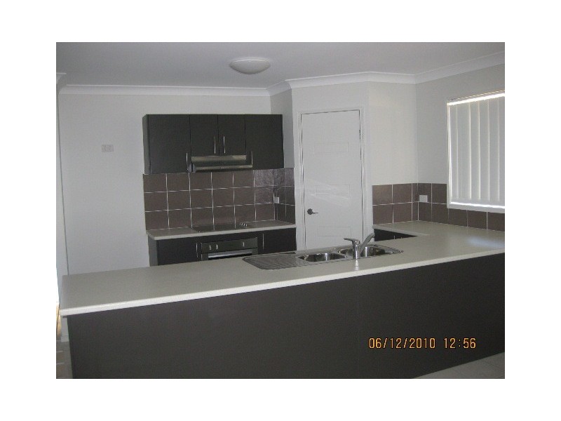 12 Peregrine Street, Lowood QLD 4311