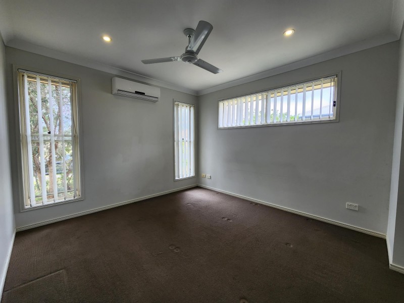 12 Peregrine Street, Lowood QLD 4311