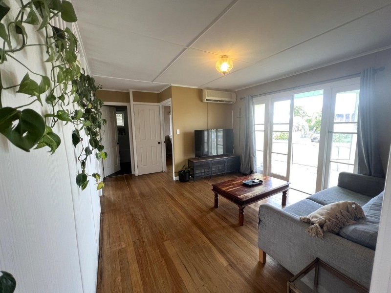 36A Dwyer Street, Silkstone QLD 4304