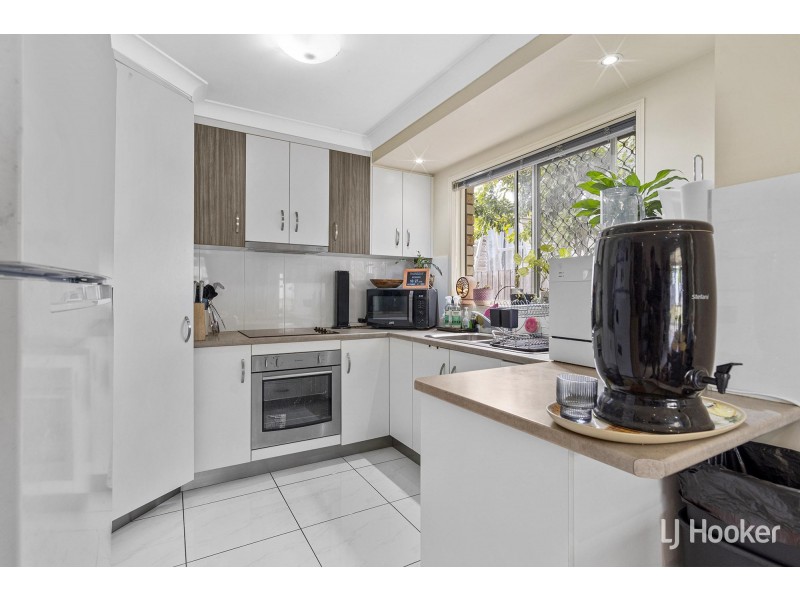 11 Galah Street, Churchill QLD 4305