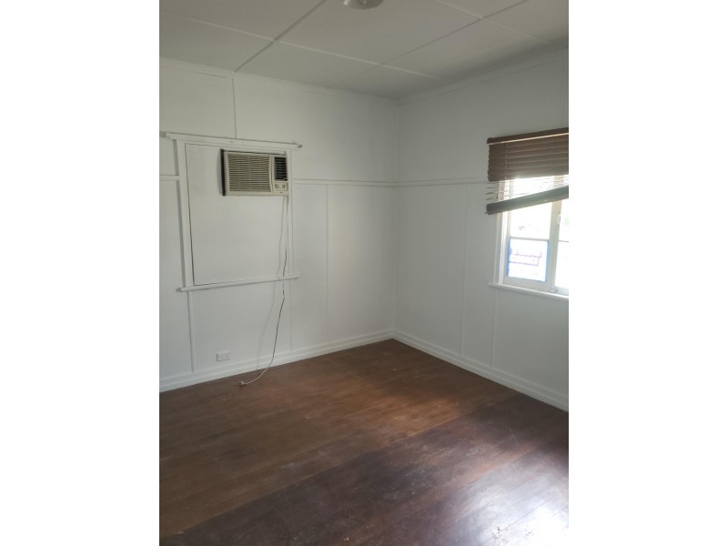 34 Blackall Street, East Ipswich QLD 4305