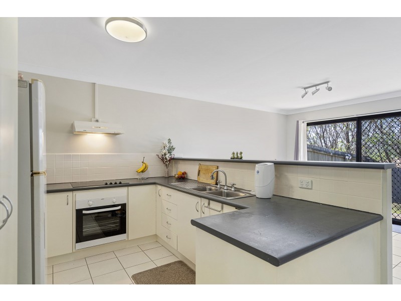1&2/13 Iroquois Court, Brassall QLD 4305