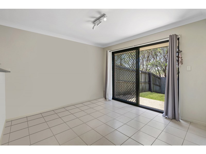 1&2/13 Iroquois Court, Brassall QLD 4305
