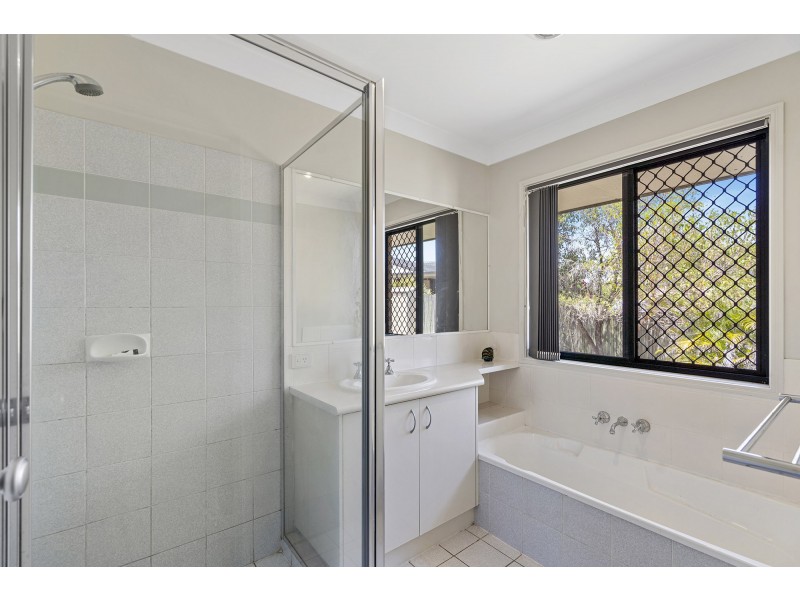 1&2/13 Iroquois Court, Brassall QLD 4305