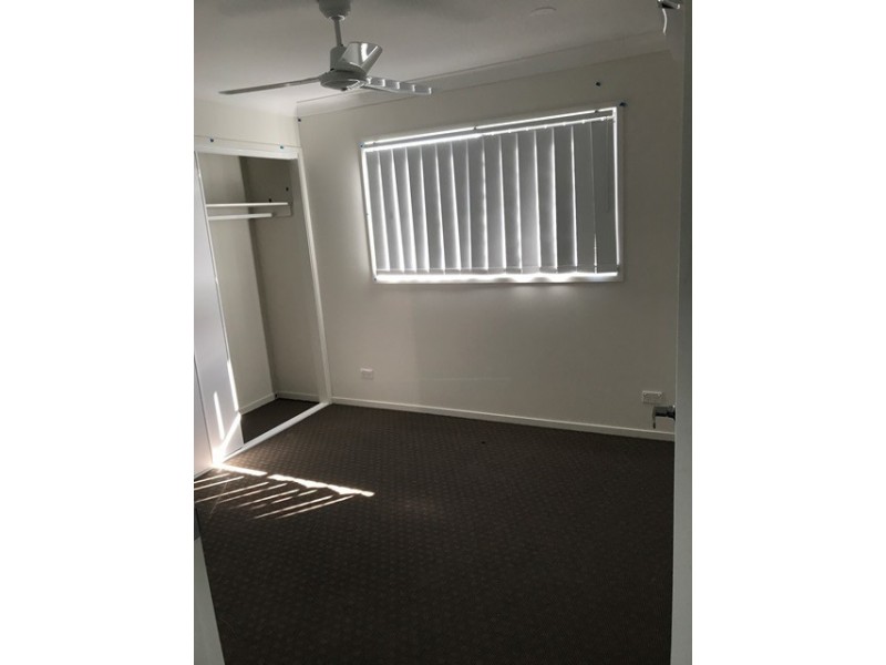 1/42 Br Ted Magee Drive, Collingwood Park QLD 4301