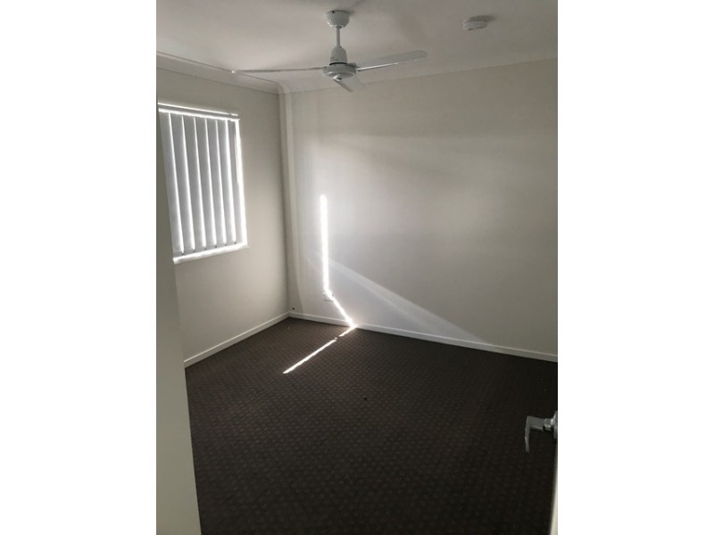 1/42 Br Ted Magee Drive, Collingwood Park QLD 4301