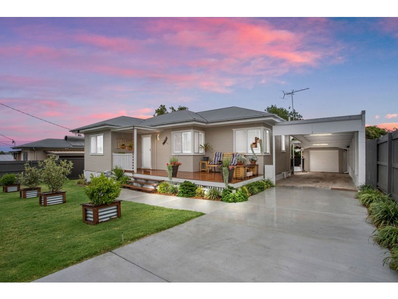 21 Lauriston Street, Eastern Heights QLD 4305