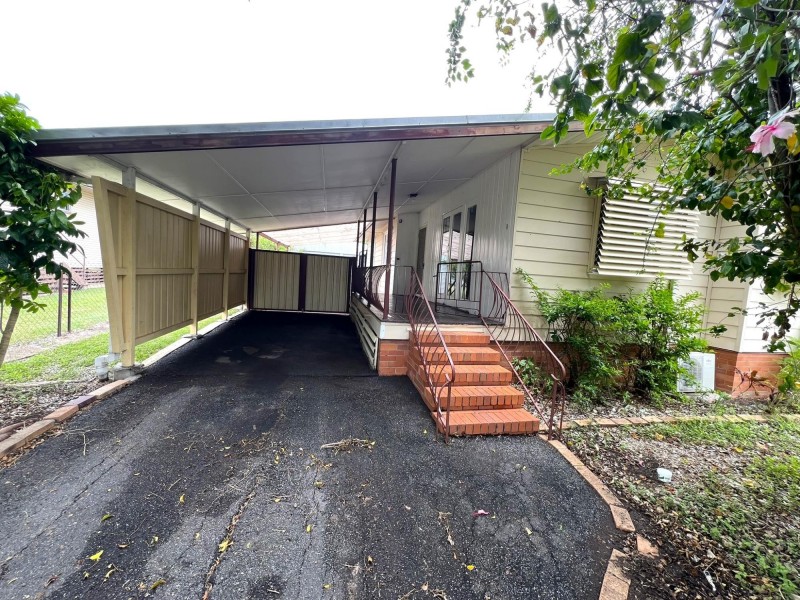 14 Heather Street, Silkstone QLD 4304