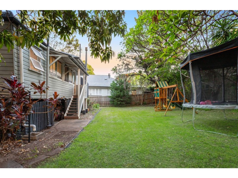 3 Glebe Road, Newtown QLD 4305