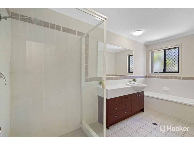 25 Mellor Place, Brassall QLD 4305