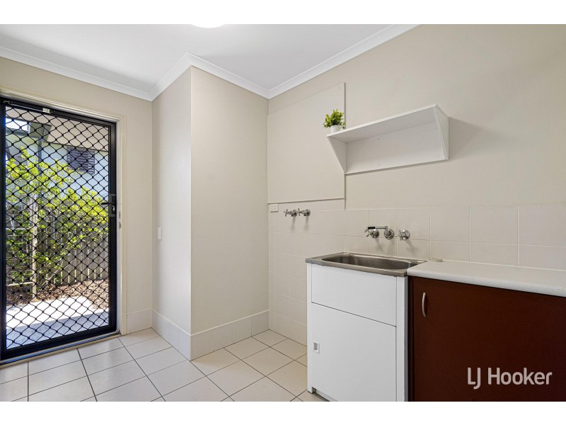 25 Mellor Place, Brassall QLD 4305