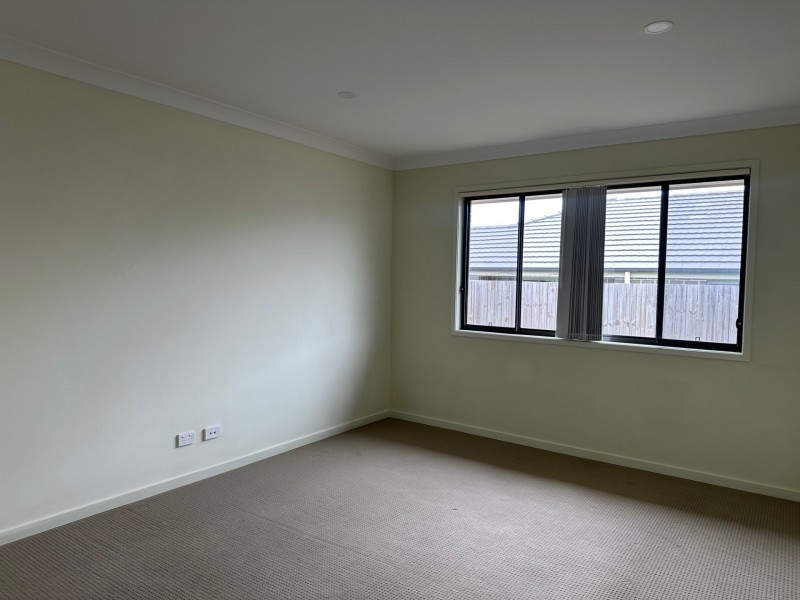 10 Victor Street, Collingwood Park QLD 4301