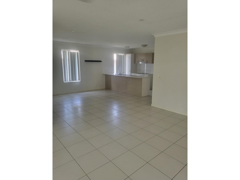 1/79 Haig Road, Loganlea QLD 4131