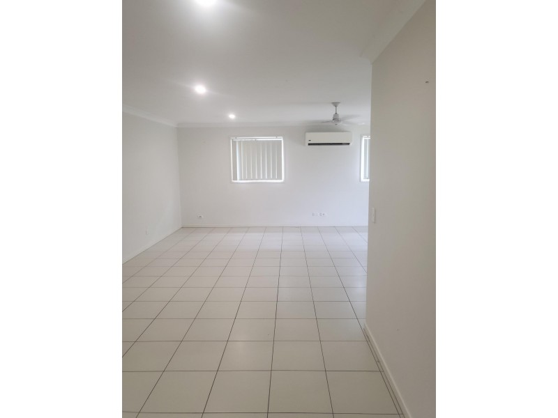 1/79 Haig Road, Loganlea QLD 4131