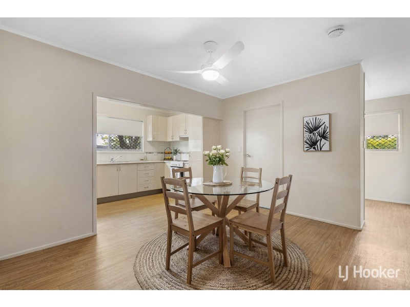 14 Elliott Street, Silkstone QLD 4304