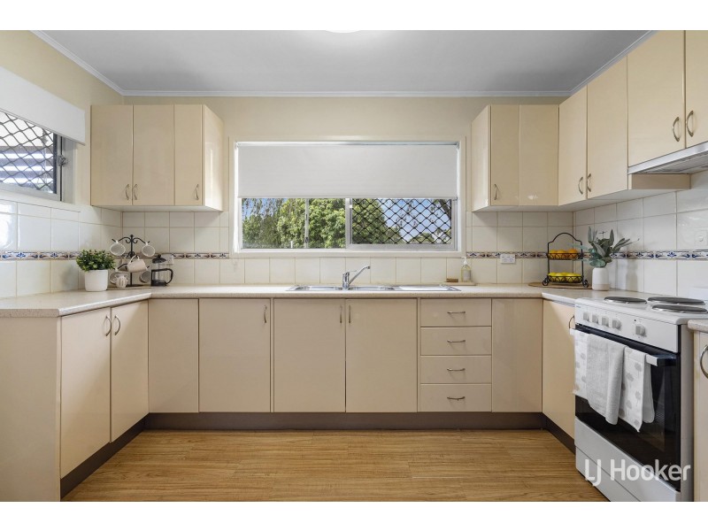 14 Elliott Street, Silkstone QLD 4304