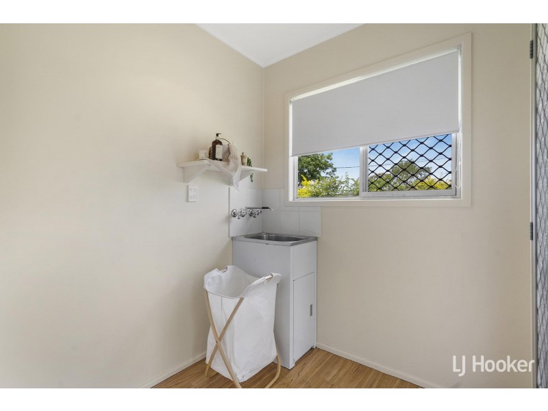 14 Elliott Street, Silkstone QLD 4304