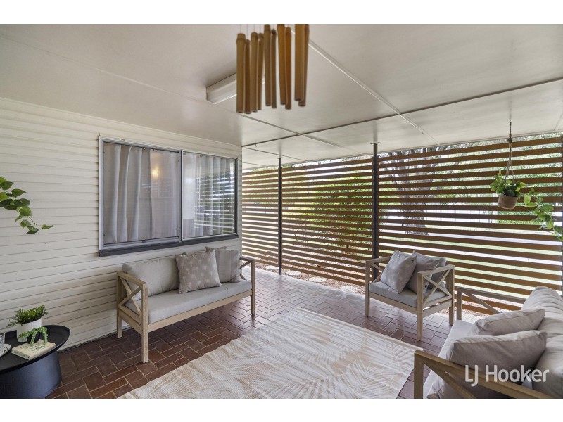 14 Elliott Street, Silkstone QLD 4304