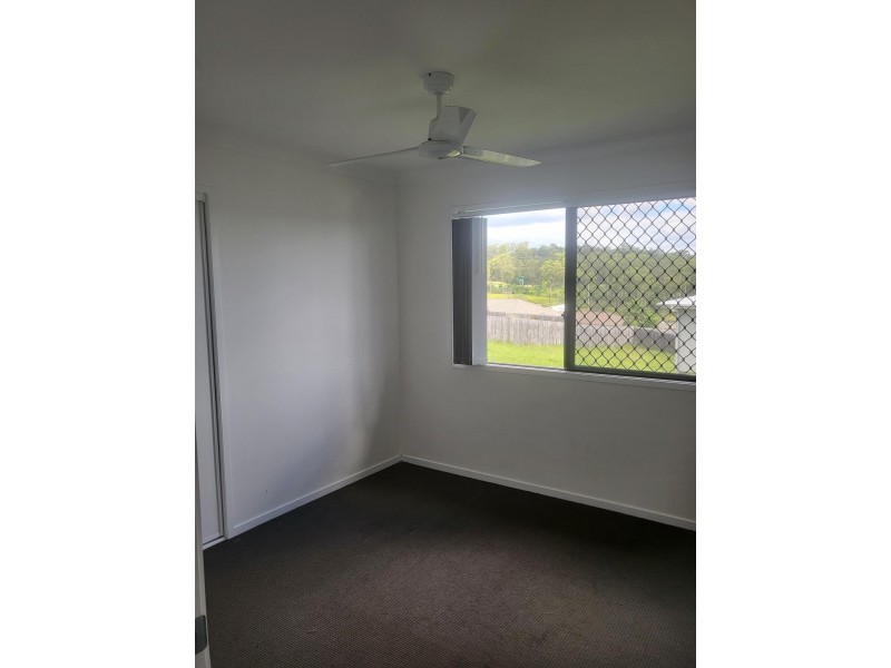 1/11 Hoffman Way, Bundamba QLD 4304