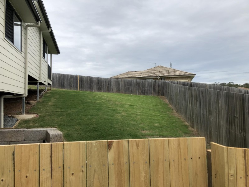 1/11 Hoffman Way, Bundamba QLD 4304