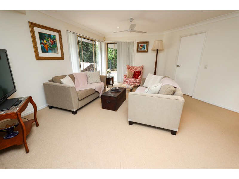 41 Pioneer Crescent, Bellbowrie QLD 4070