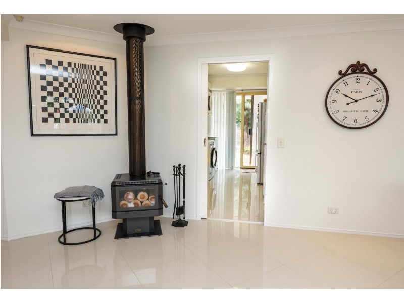 41 Pioneer Crescent, Bellbowrie QLD 4070